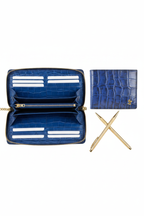 Size reference - clutch open flat showing all compartments